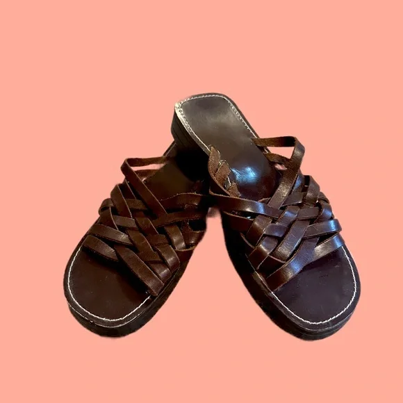 Brown leather slides - Picture 1 of 1